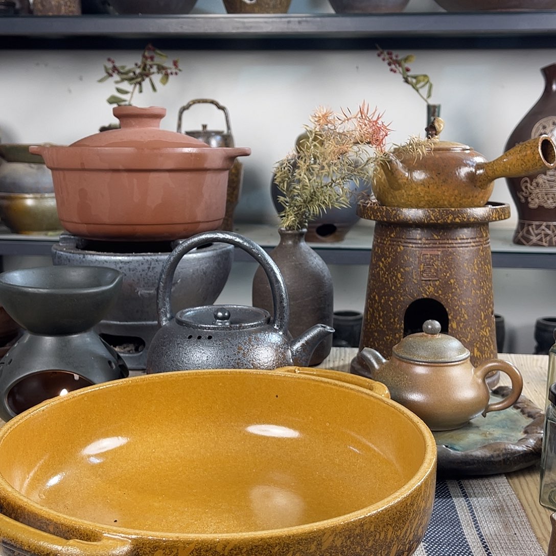 紫砂粗陶实用砂锅