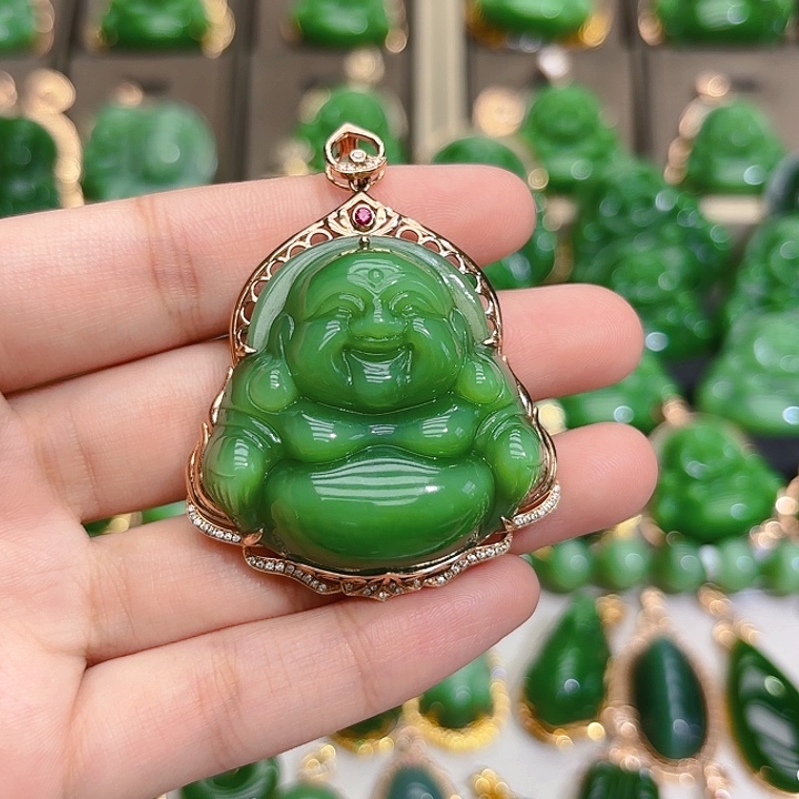 和田玉（碧玉）18K金镶嵌颈饰