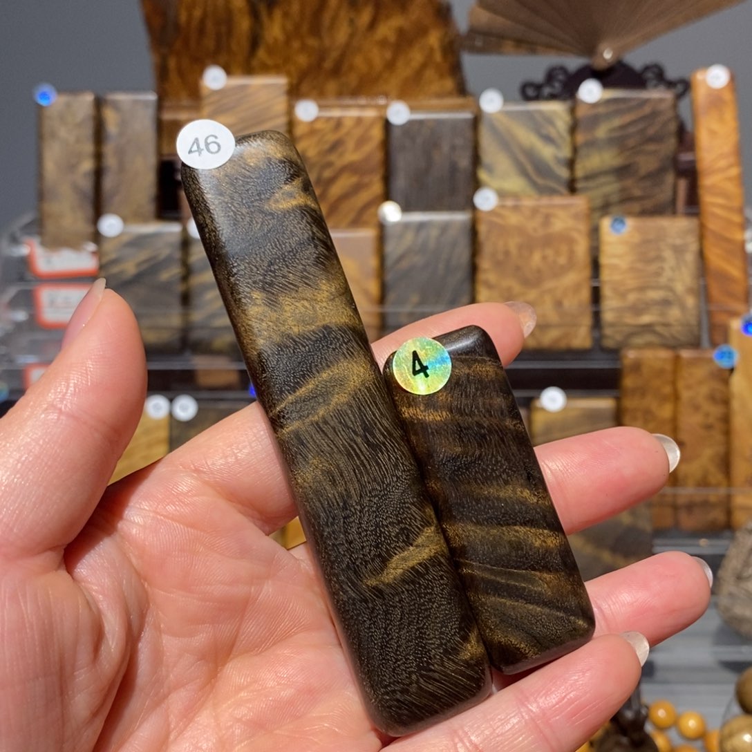 金丝楠无事牌萨*斯金丝楠木小叶桢楠