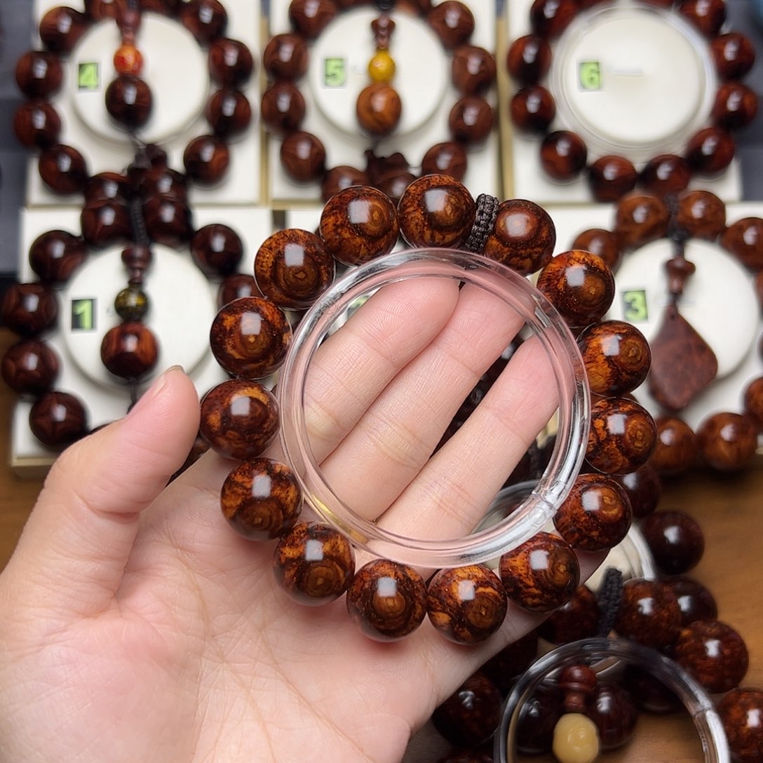 爱***Y黄花梨/降香黄檀1.5