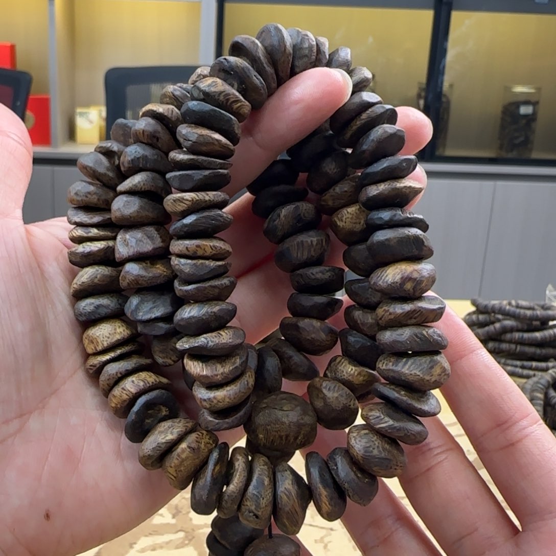 手串沉香绿棋金沙叶71克树丁