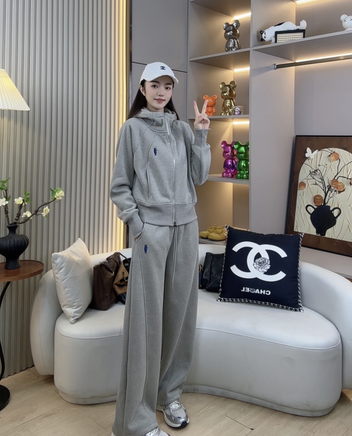 MOESDATPOLO保罗秋季新款加绒显瘦时尚套装宽松百搭连帽F1025