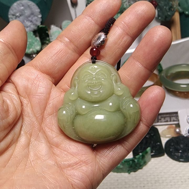 翡翠吊坠(赠链)未镶嵌