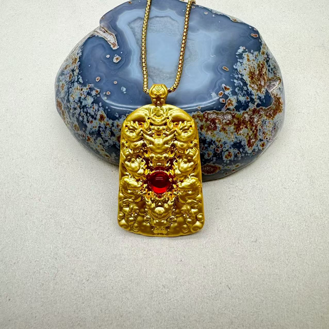 于 G017 黄首饰 新款时尚百搭男女款 多样性发其一