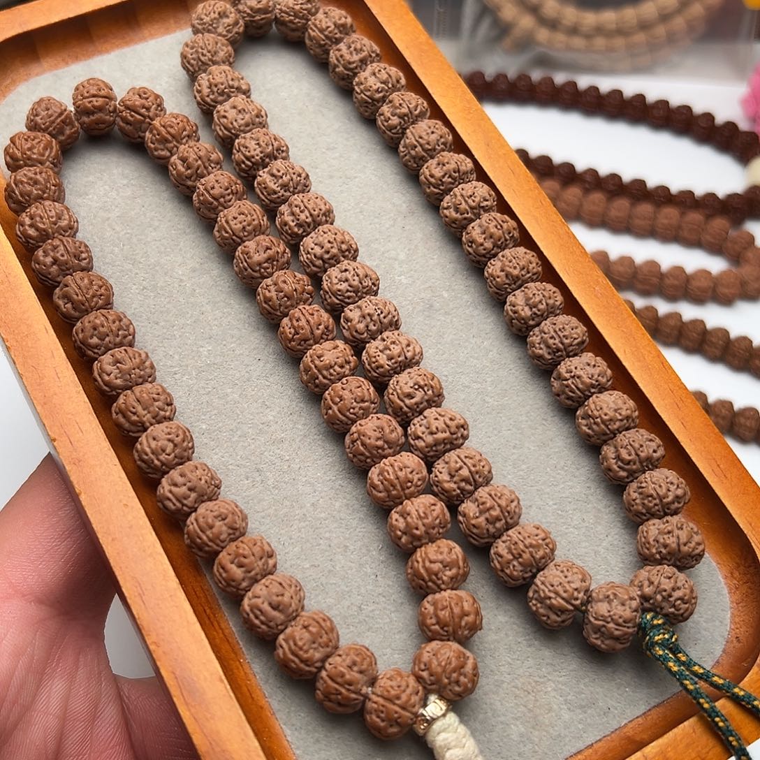 我***，吊坠金刚菩提老树王