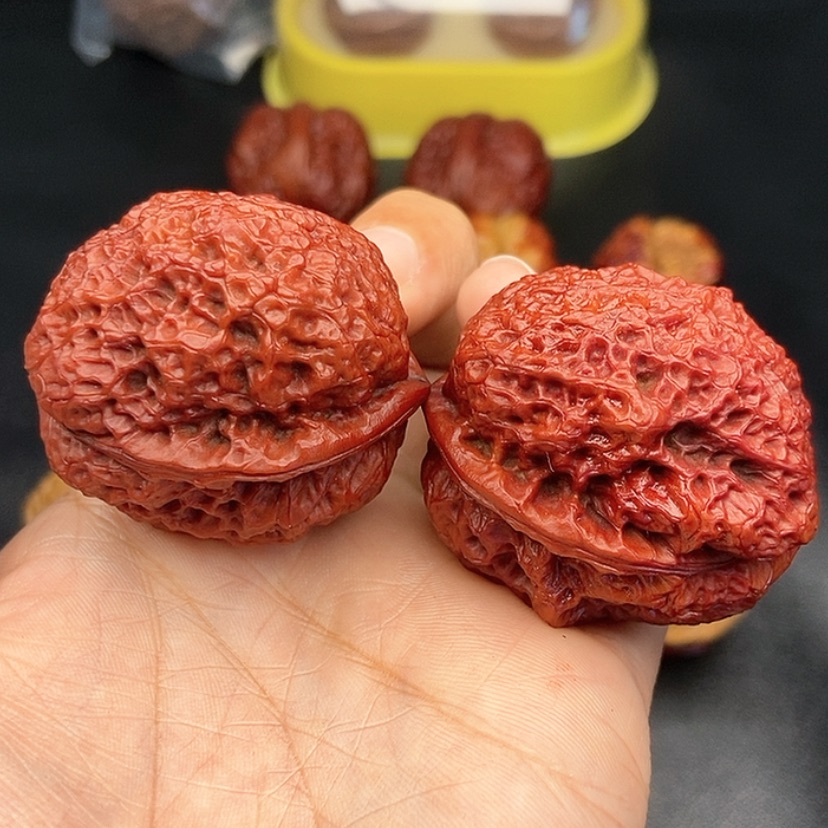 【闪购商品】把件文玩核桃41尺饕餮金蟾56克