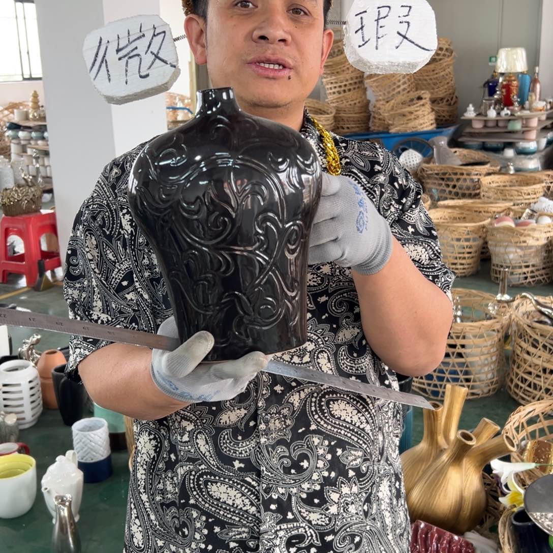 摆件1 号高中低温陶瓷瓶（部分微瑕）