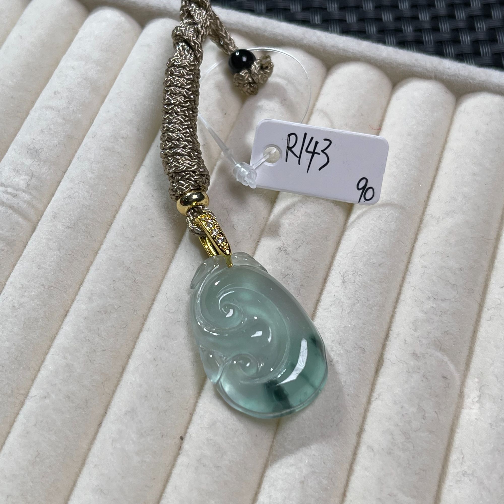 R143吊坠百搭男女款多样性发货其一