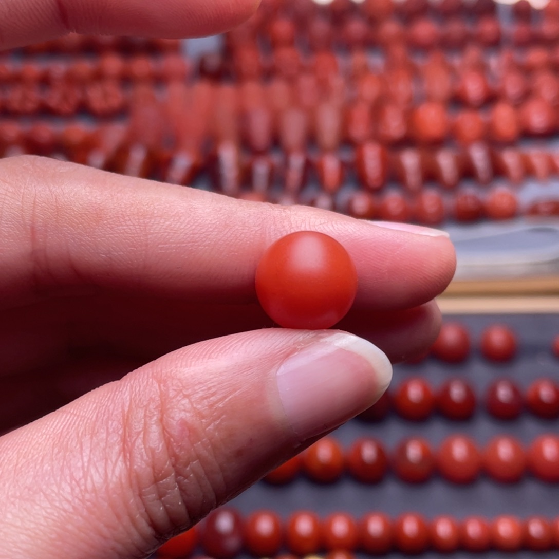 小***绿南红玛瑙未镶嵌其他W11.5保山辣椒红圆珠