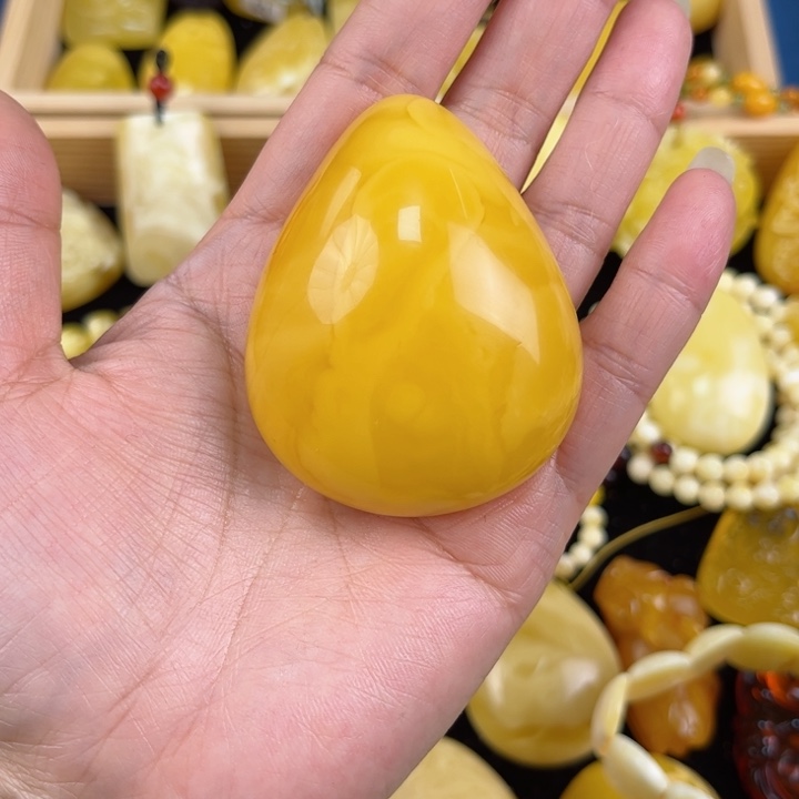 琥珀珠宝奇石未镶嵌f****9琥珀，