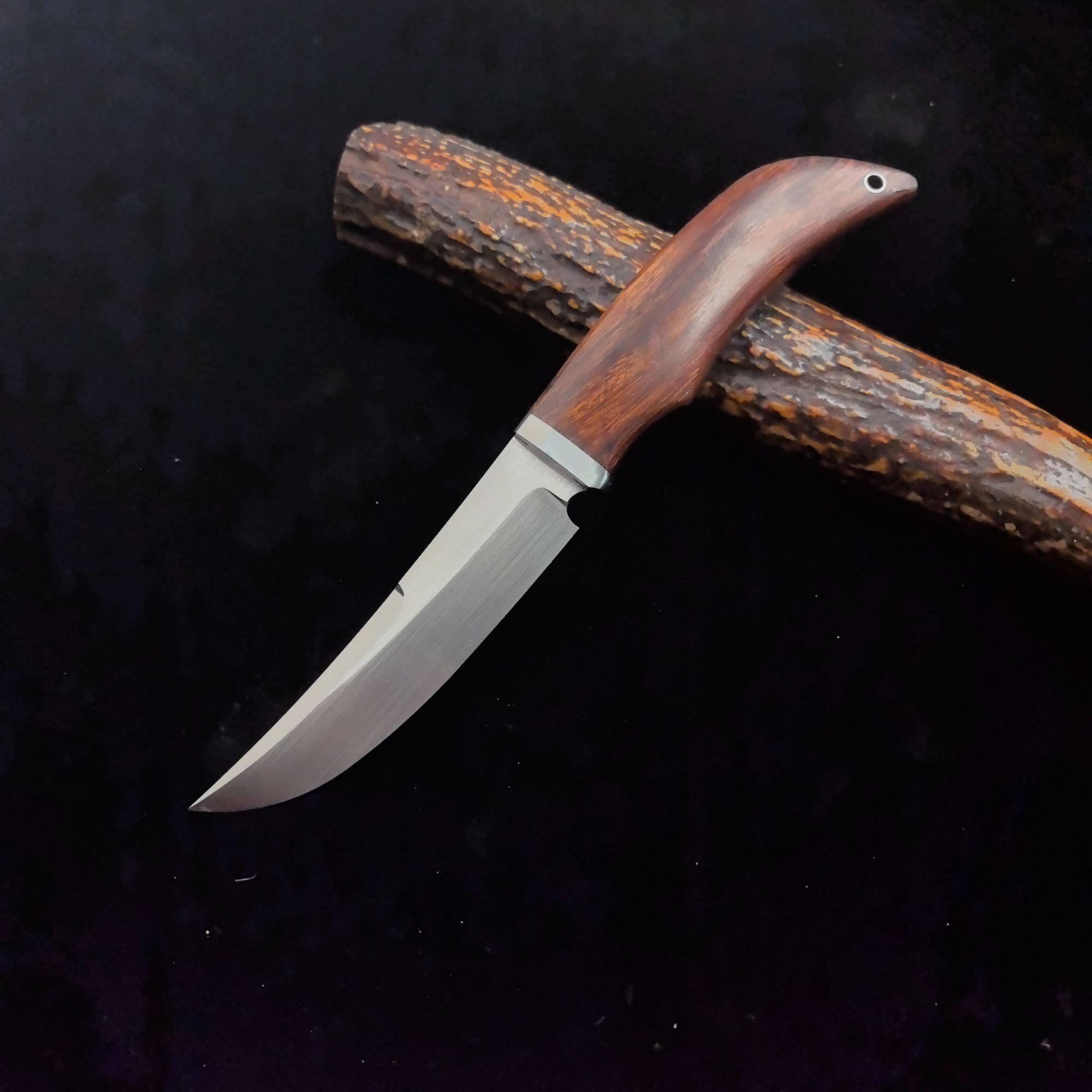 三之立三之立M390砂铁小直手工户外锋利小刀