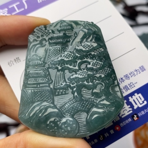 翡翠颈饰未镶嵌翡翠