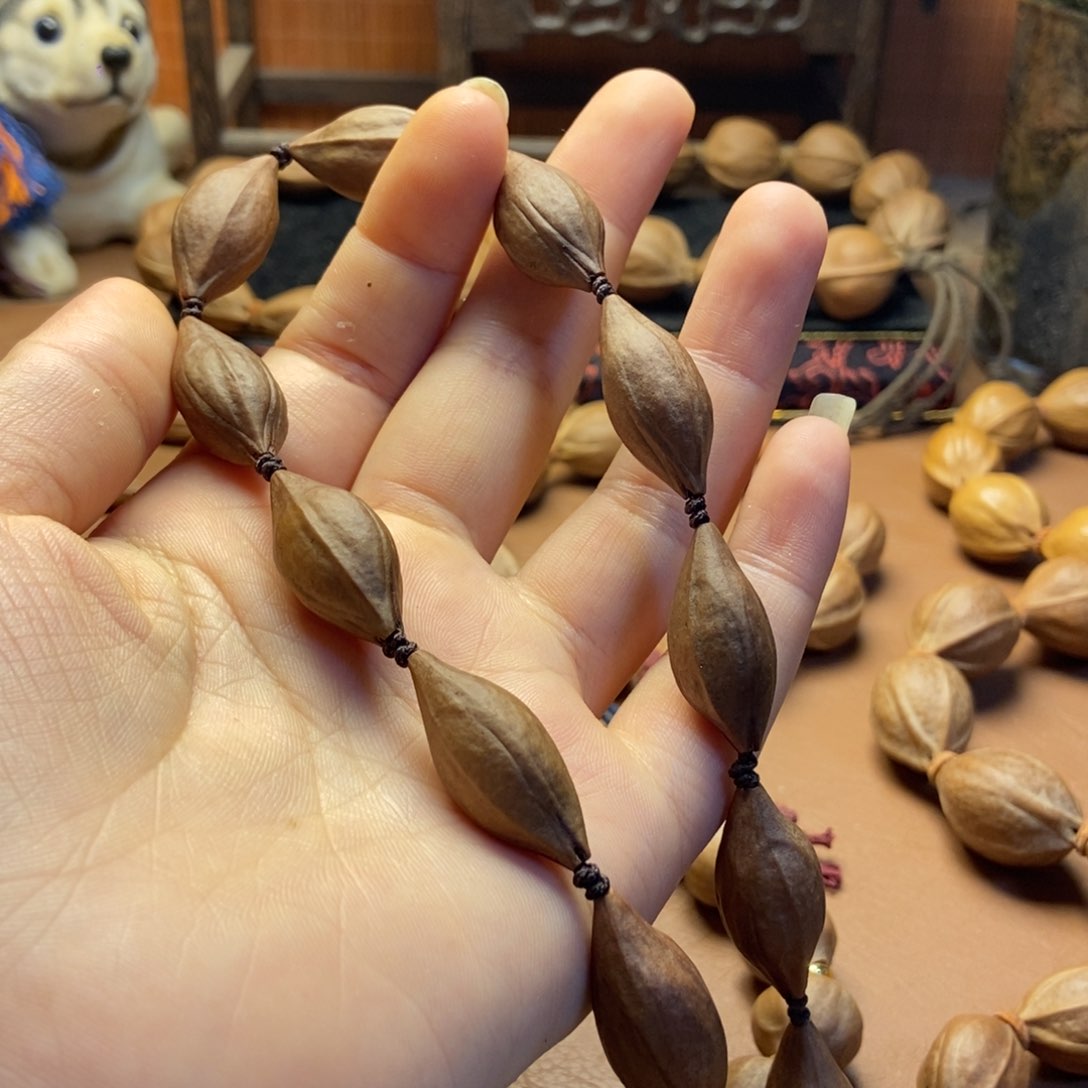 艾***斯橄榄核手串/手链1.2柳叶