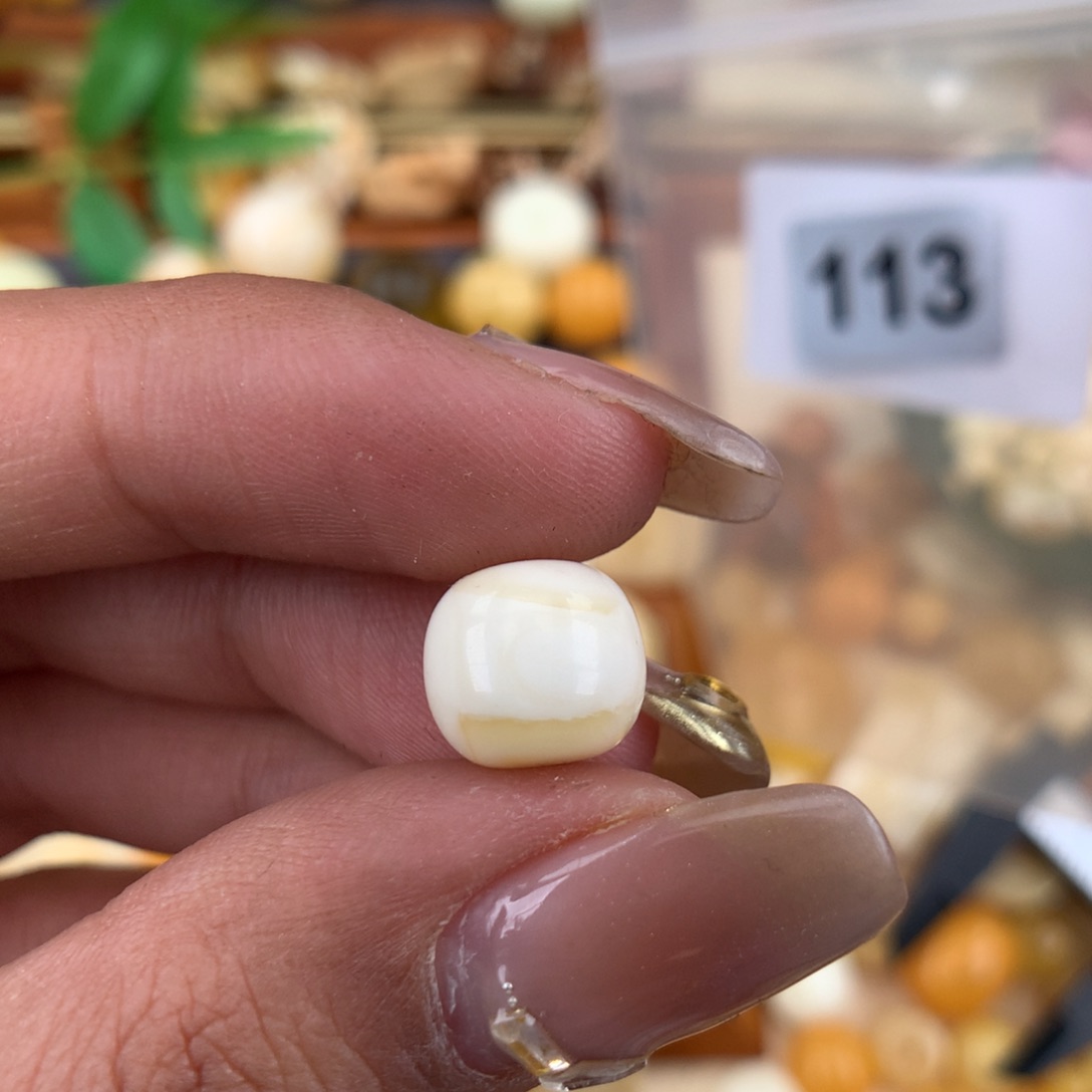 琥珀珠宝奇石未镶嵌10.2