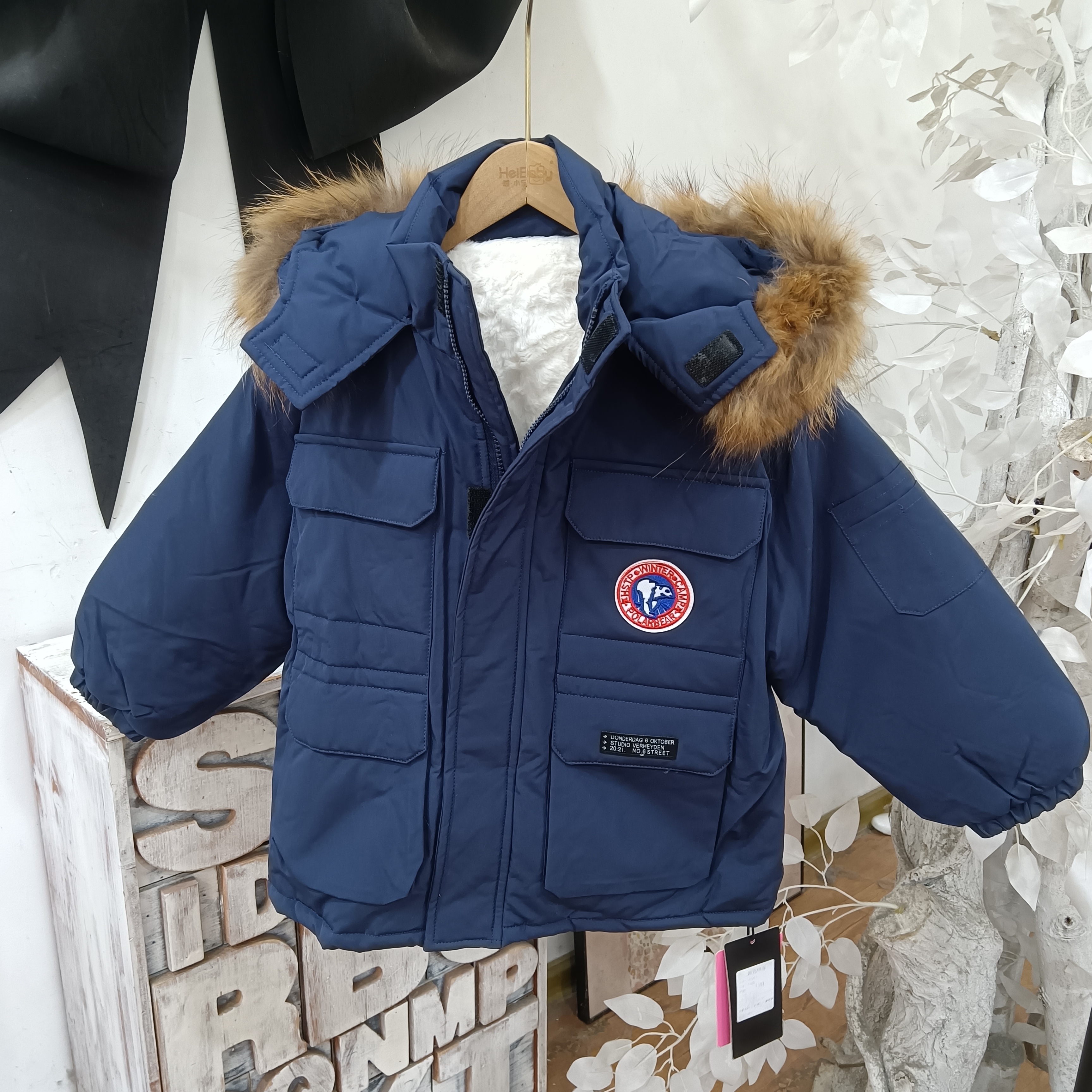 H618藏青色加绒棉衣外套童装