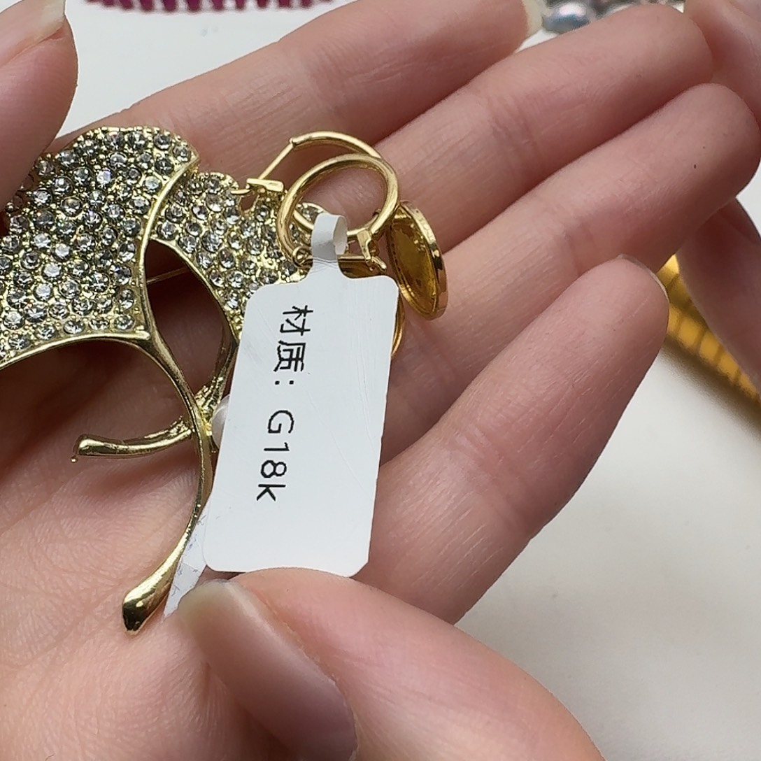 未镶嵌淡水珍珠耳饰