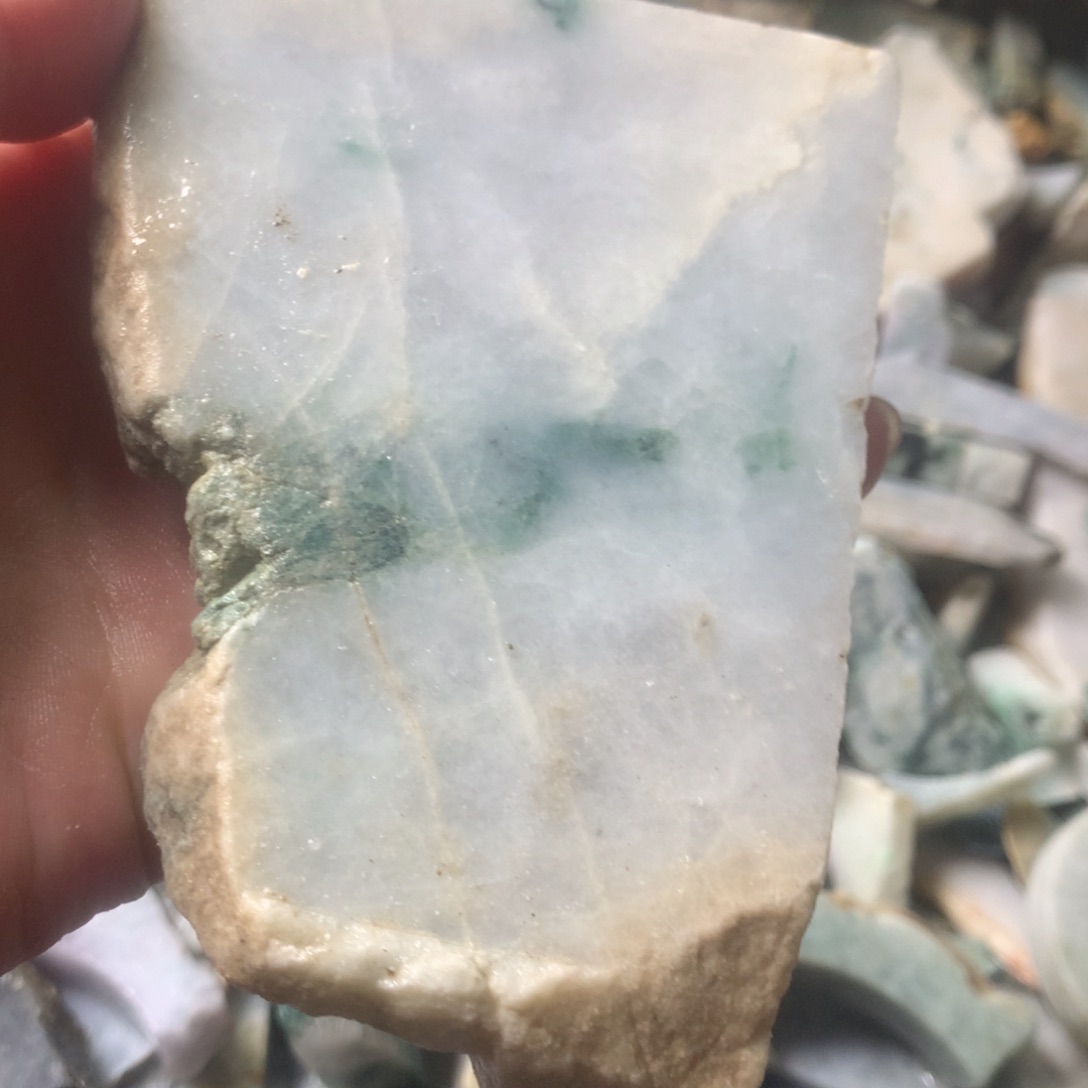 翡翠颈饰未镶嵌缅甸翡翠