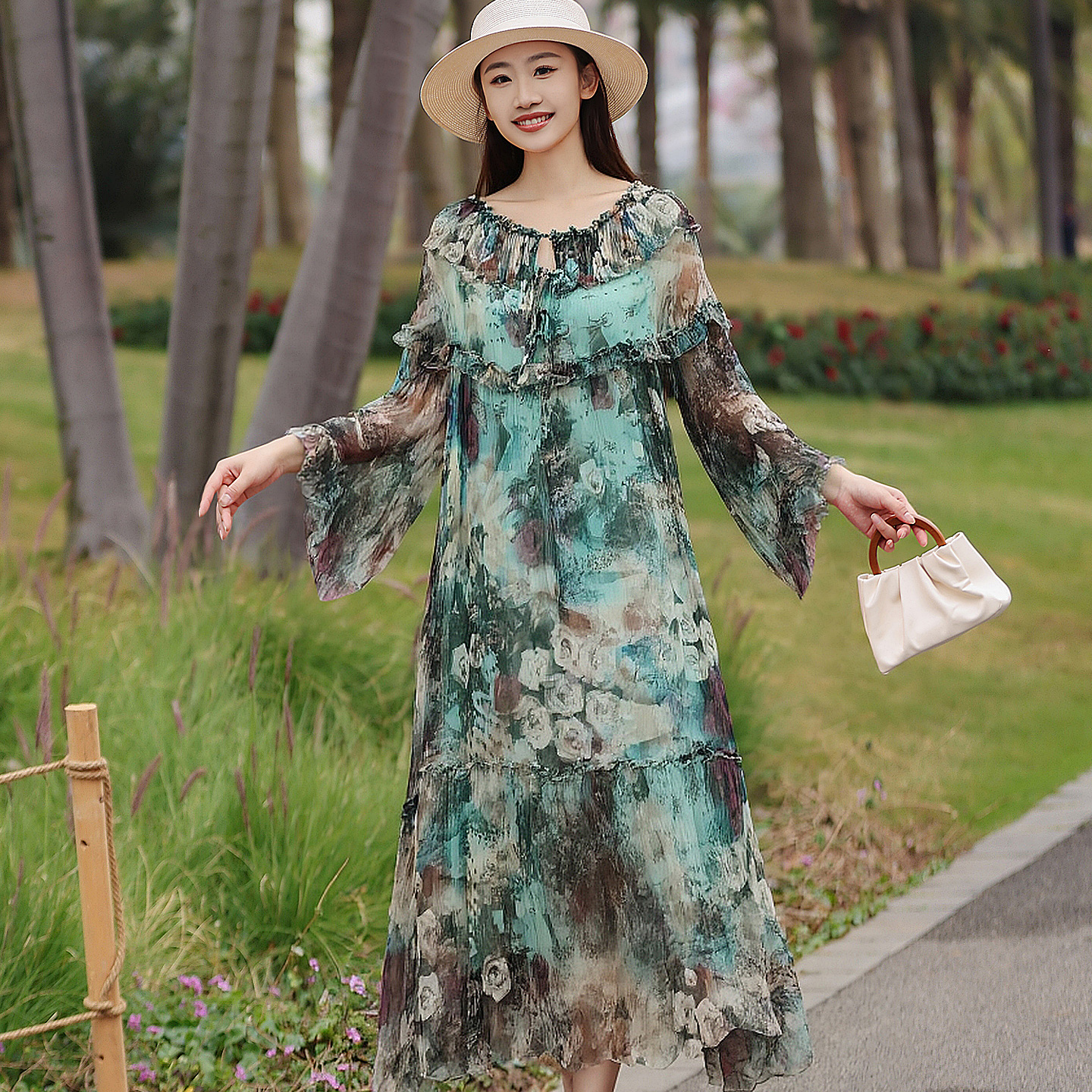 拜占庭的森林印花简约百搭显瘦女士显瘦透气宽松气质桑蚕丝连衣裙