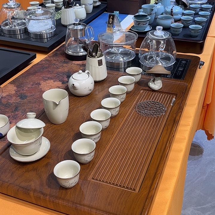 这里不方便吗不敢说话就