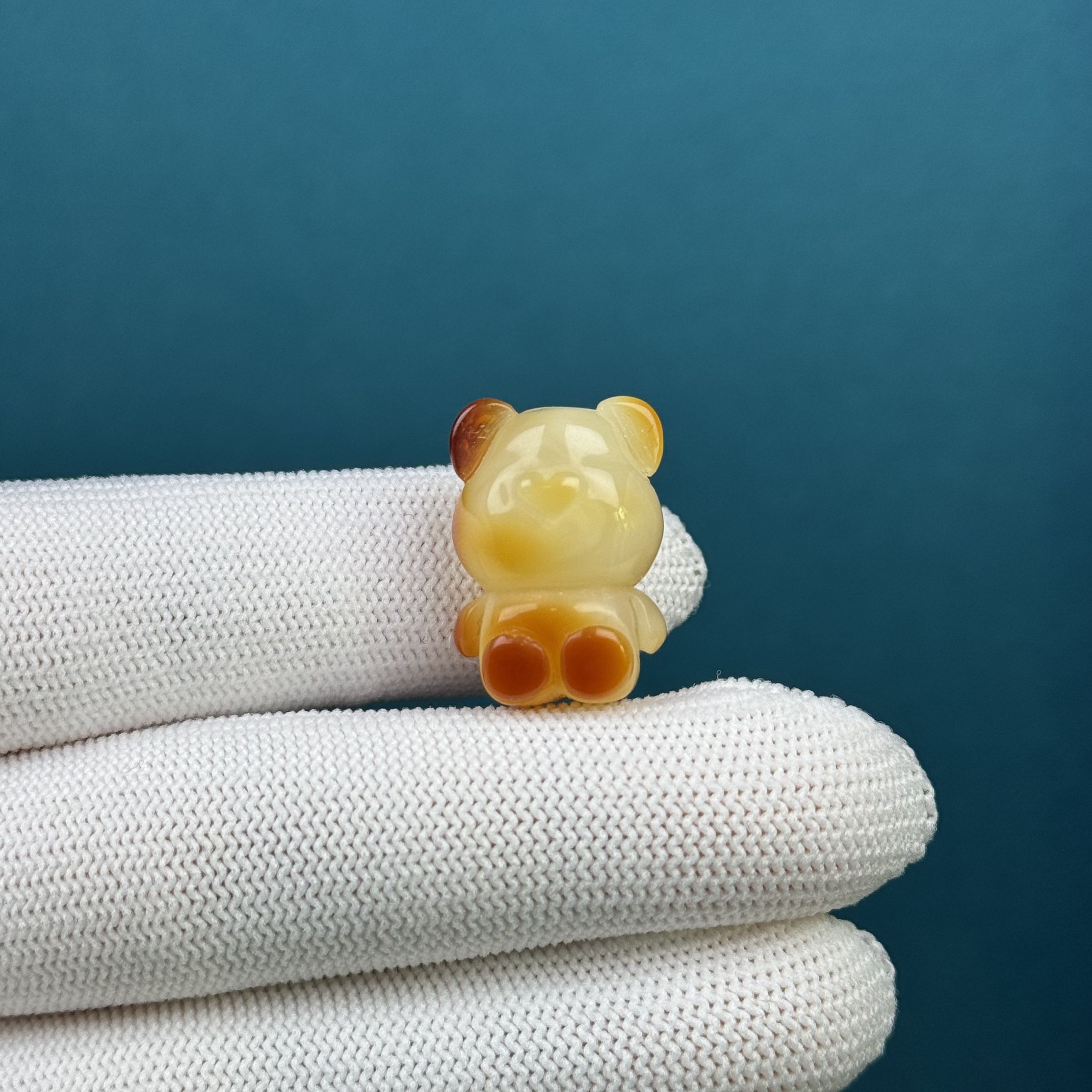 D7364天然原矿蜜蜡【瑕疵特价】小熊 15*22*14mm支持复检假一罚十