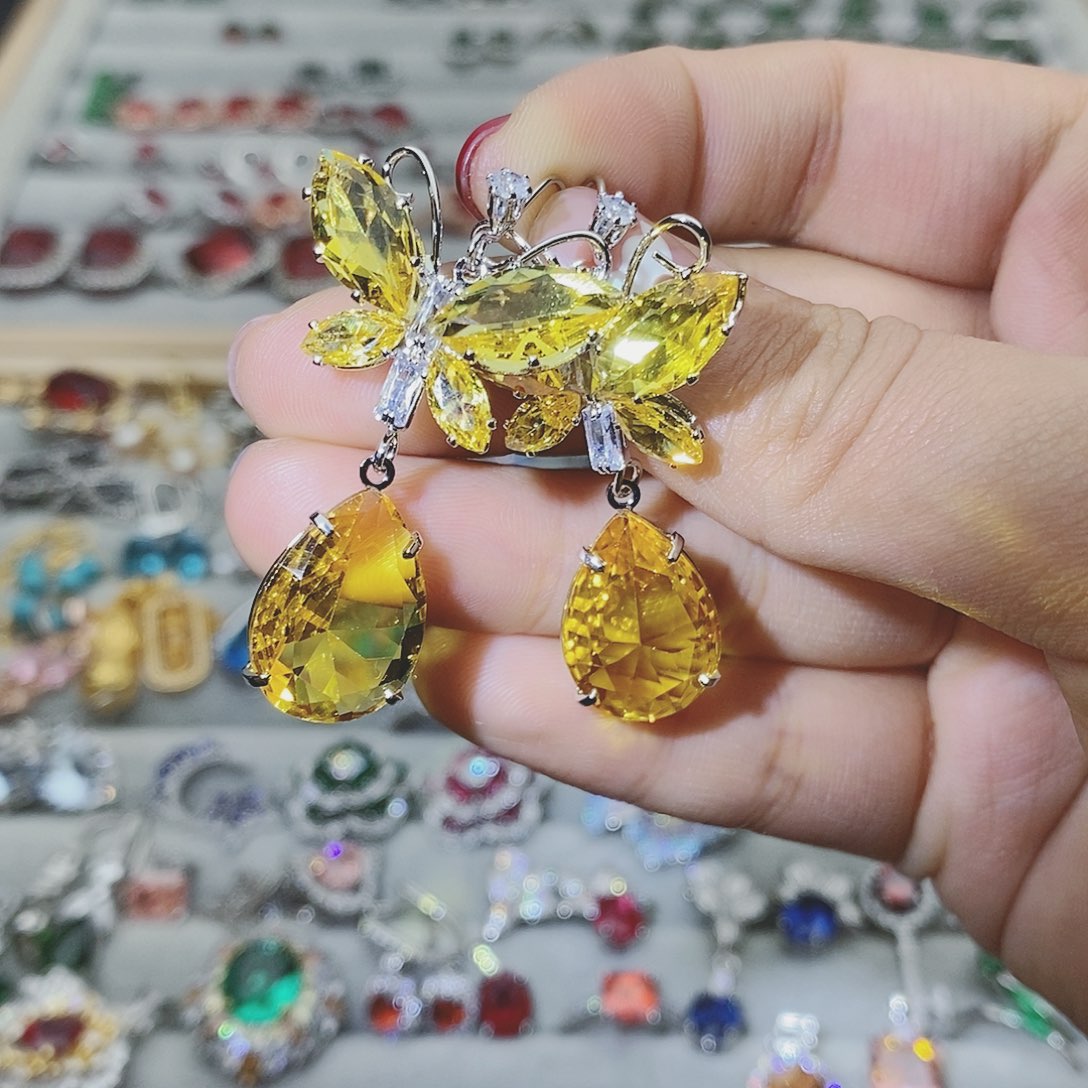 【闪购商品】托帕石耳饰银S925镶嵌