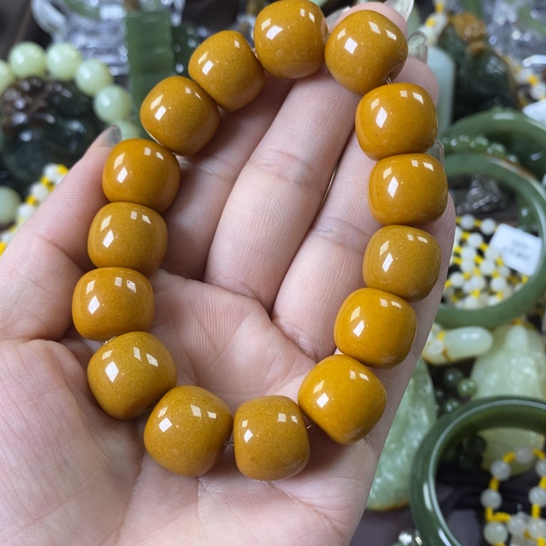 手串未镶嵌透闪石质玉