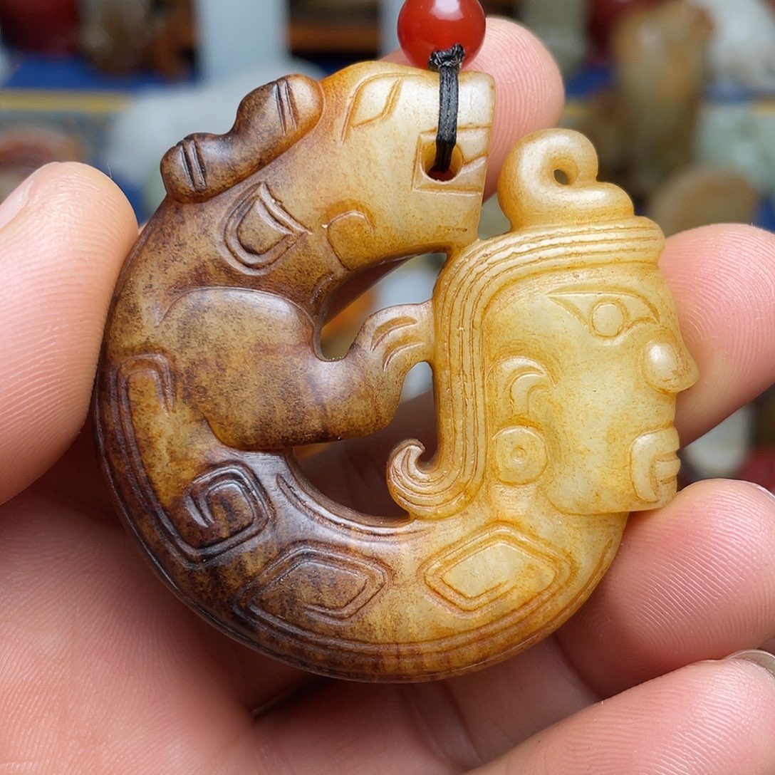 用***1和田玉未镶嵌挂件