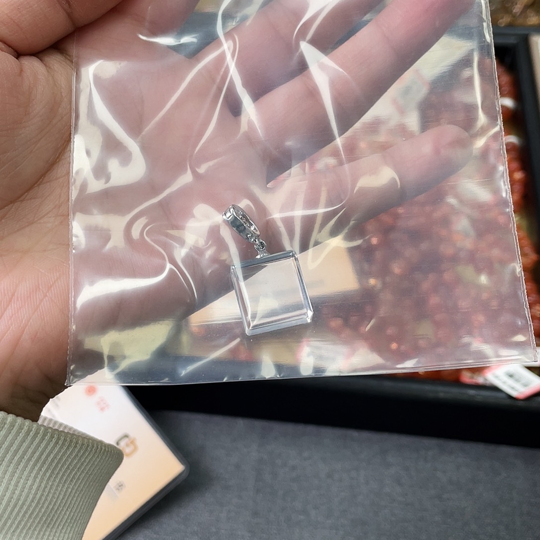 微***甜水晶手链未镶嵌815a