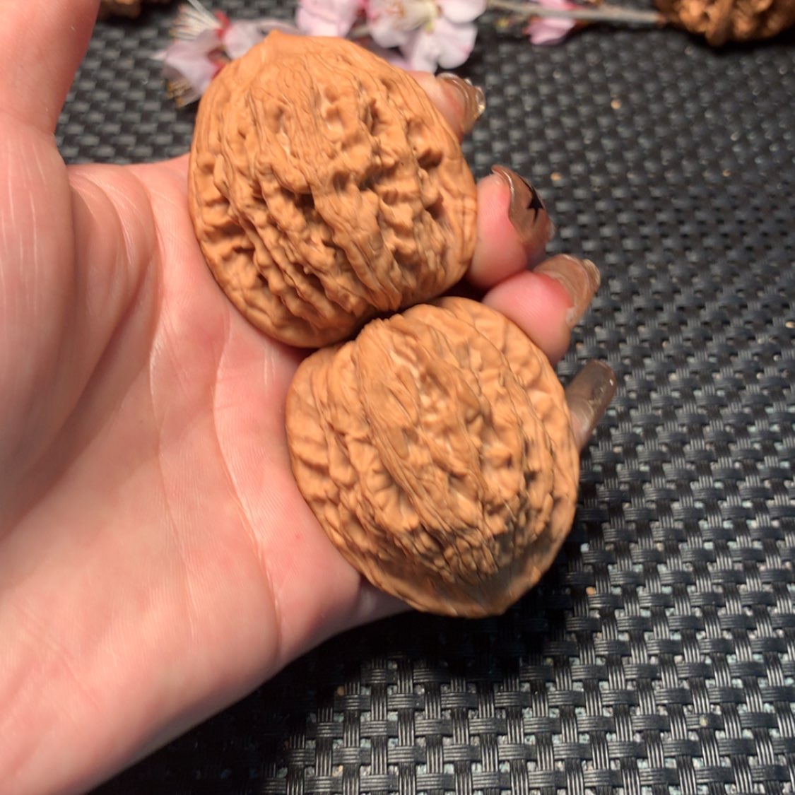 【闪购商品】文玩核桃吊坠虎头