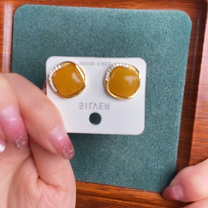 蜜蜡银S925镶嵌耳饰耳钉