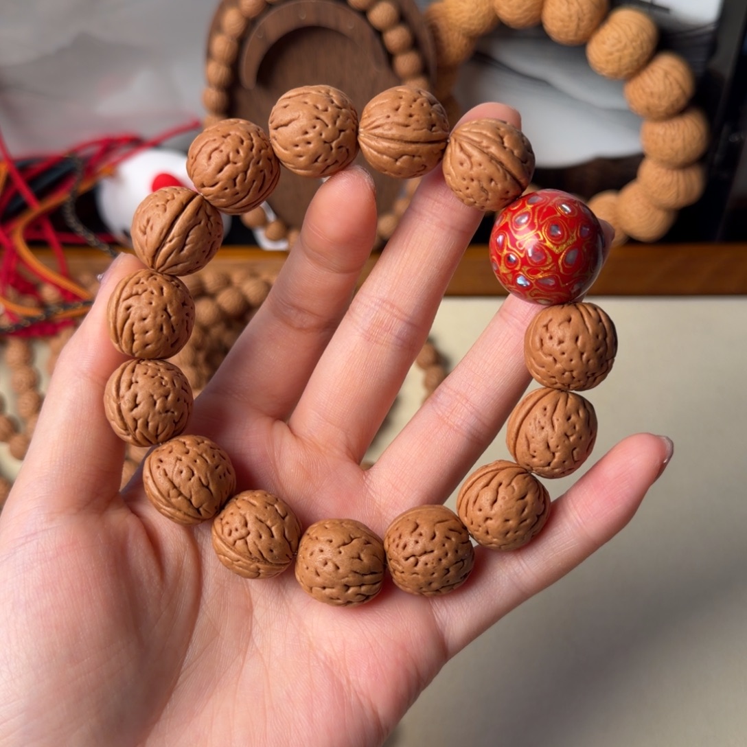 野生红皮肌肉闪11