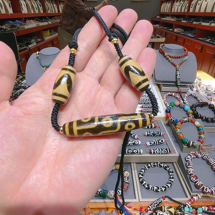 未镶嵌玛瑙/玉髓珠宝奇石