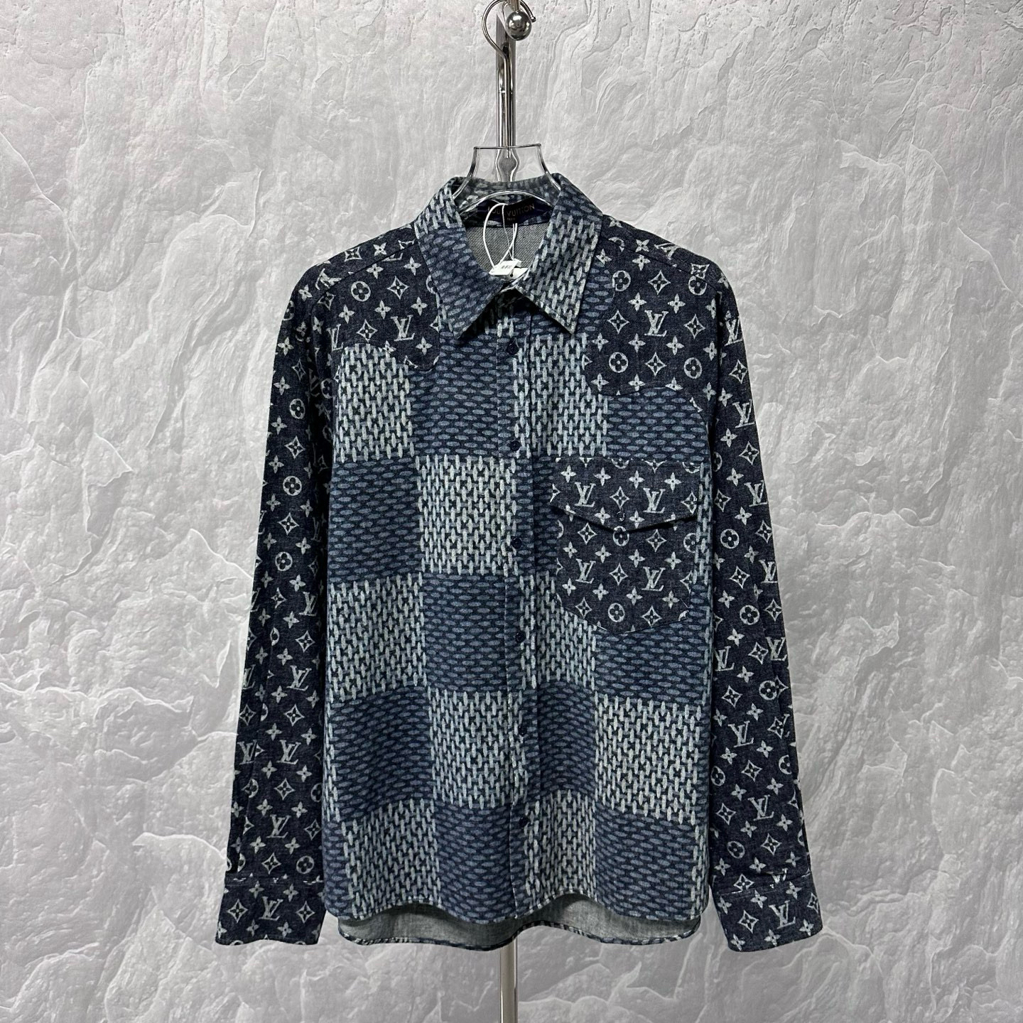 未使用 LouisVuitton/路易威登 nigo 满印拼接长袖衬衫XL码P01119