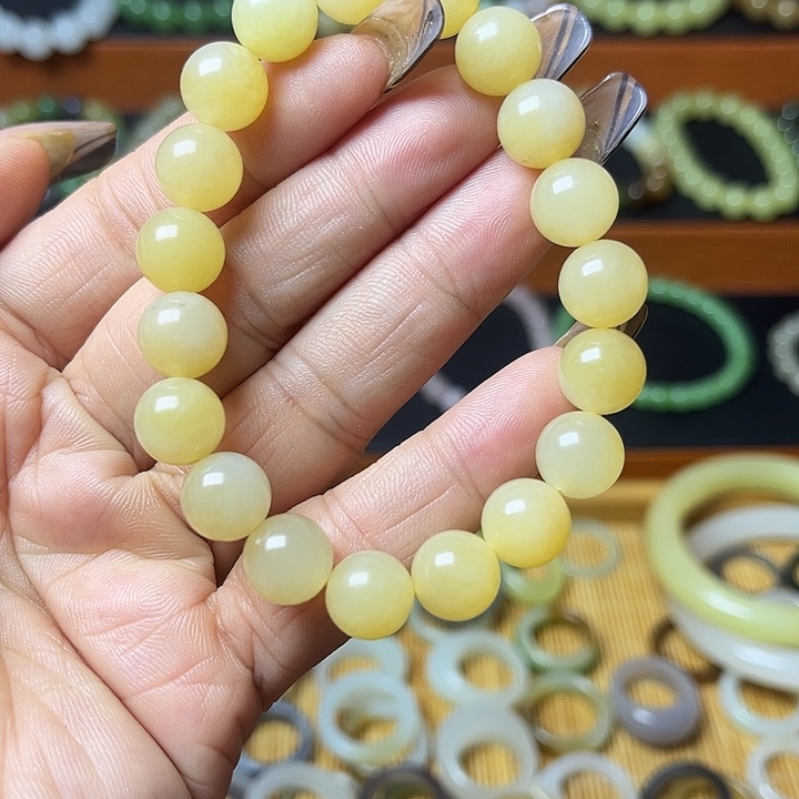 和田玉未镶嵌手串