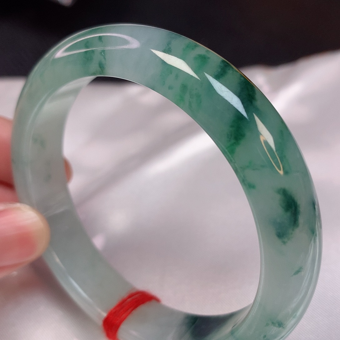 翡翠手镯未镶嵌56 翡翠手镯