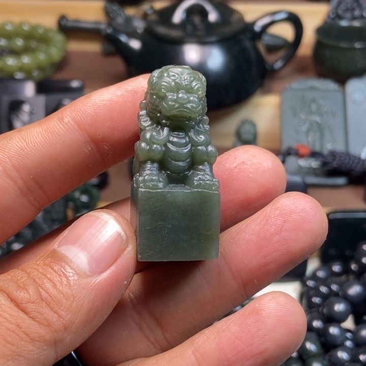 和田玉（糖玉）吊坠(赠链)未镶嵌