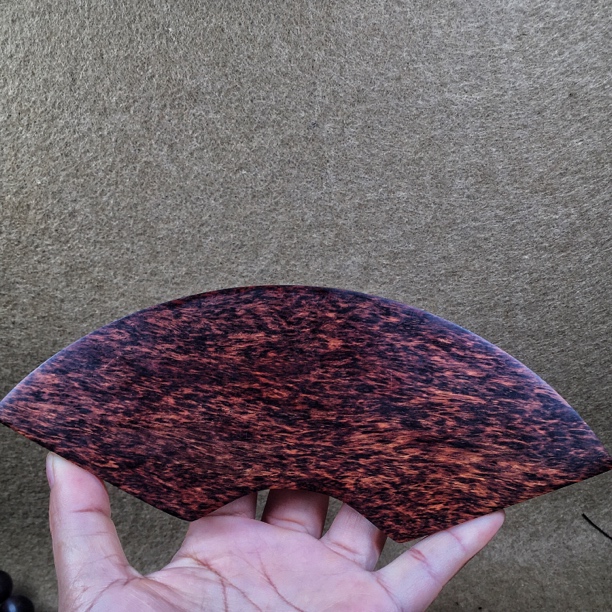 海黄百年紫油梨满芝麻点扇子摆件规格20.6x7.2x0.6