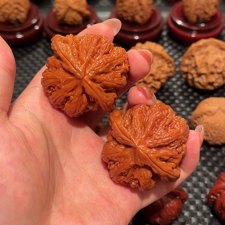 文玩核桃把件大粗筋