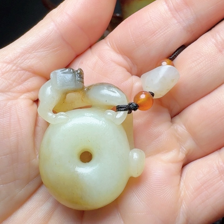 和田玉把件未镶嵌