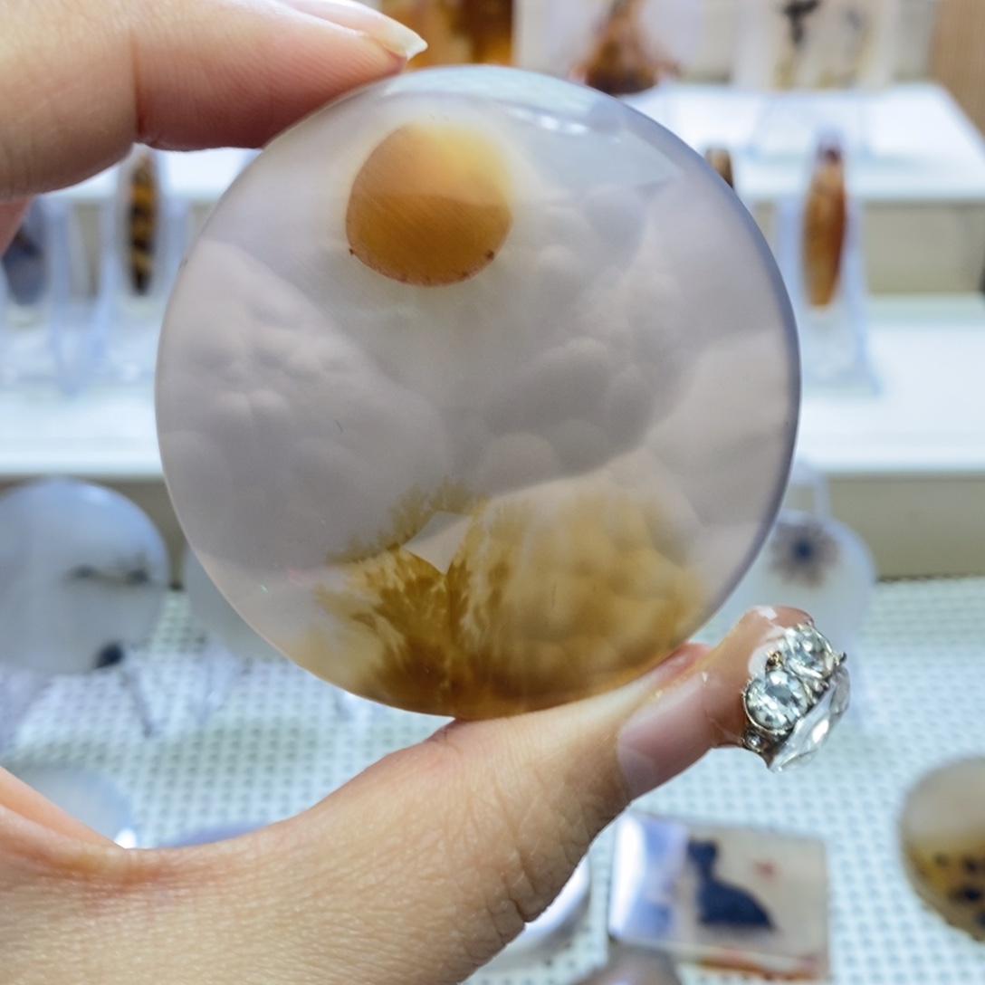 红***淼玛瑙/玉髓未镶嵌吊坠(不含链)