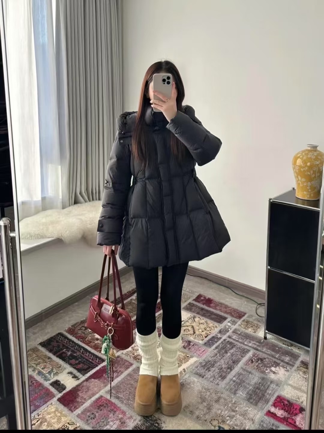 25冬季新款洋气显瘦收腰白鸭绒连帽收腰轻柔短款羽绒服小个子外套