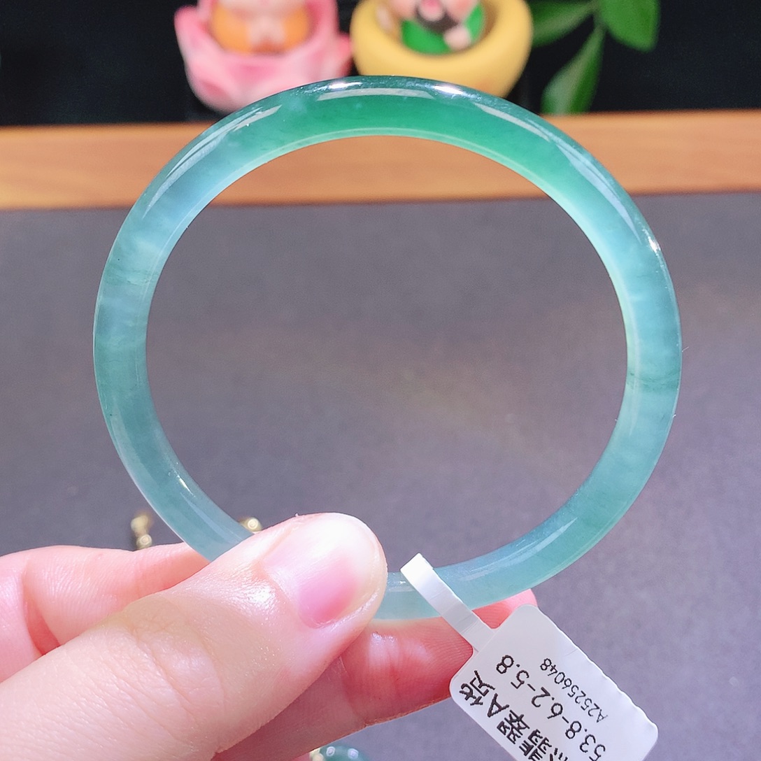 翡翠未镶嵌手镯天然翡翠