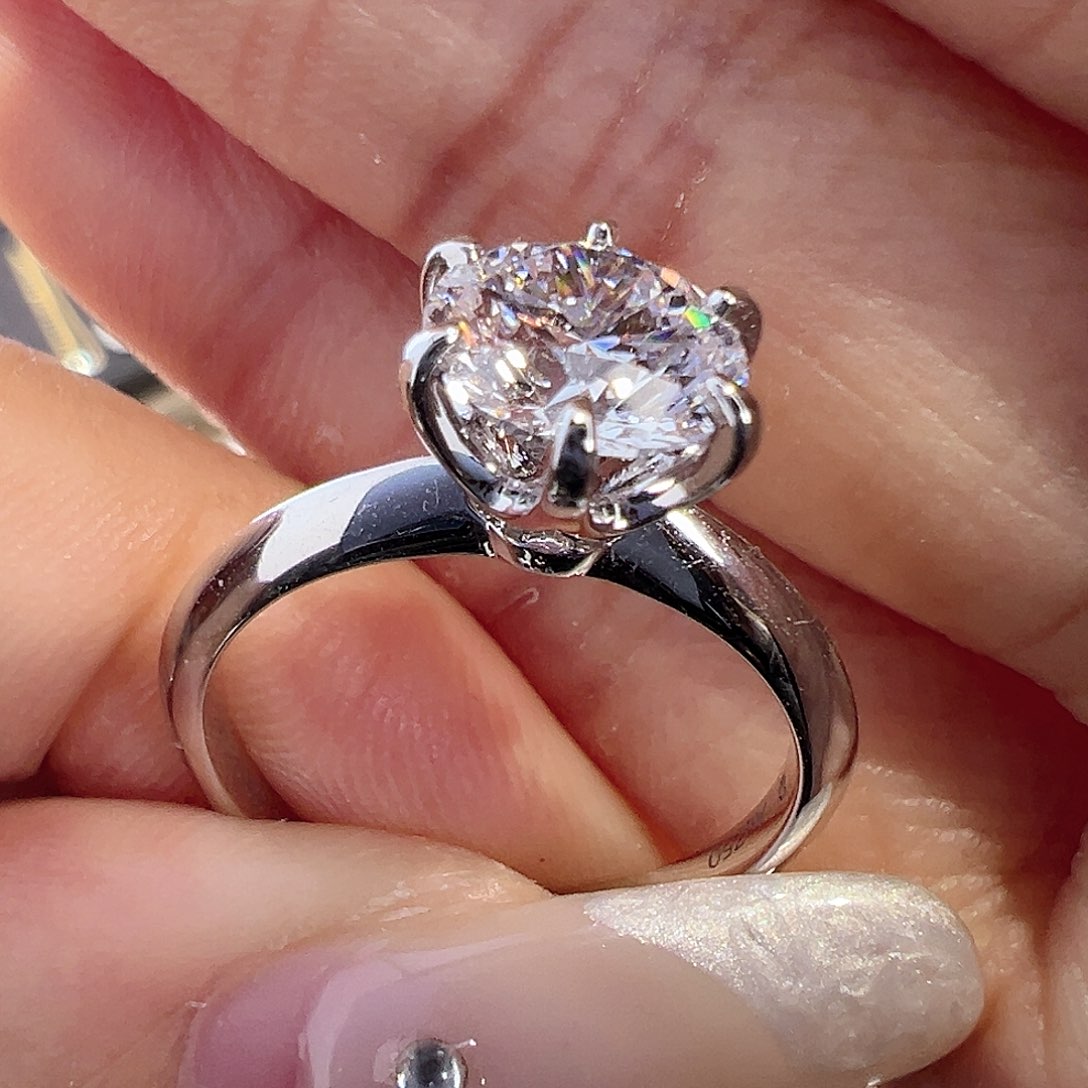 实验室培育钻石18K金镶嵌1.61