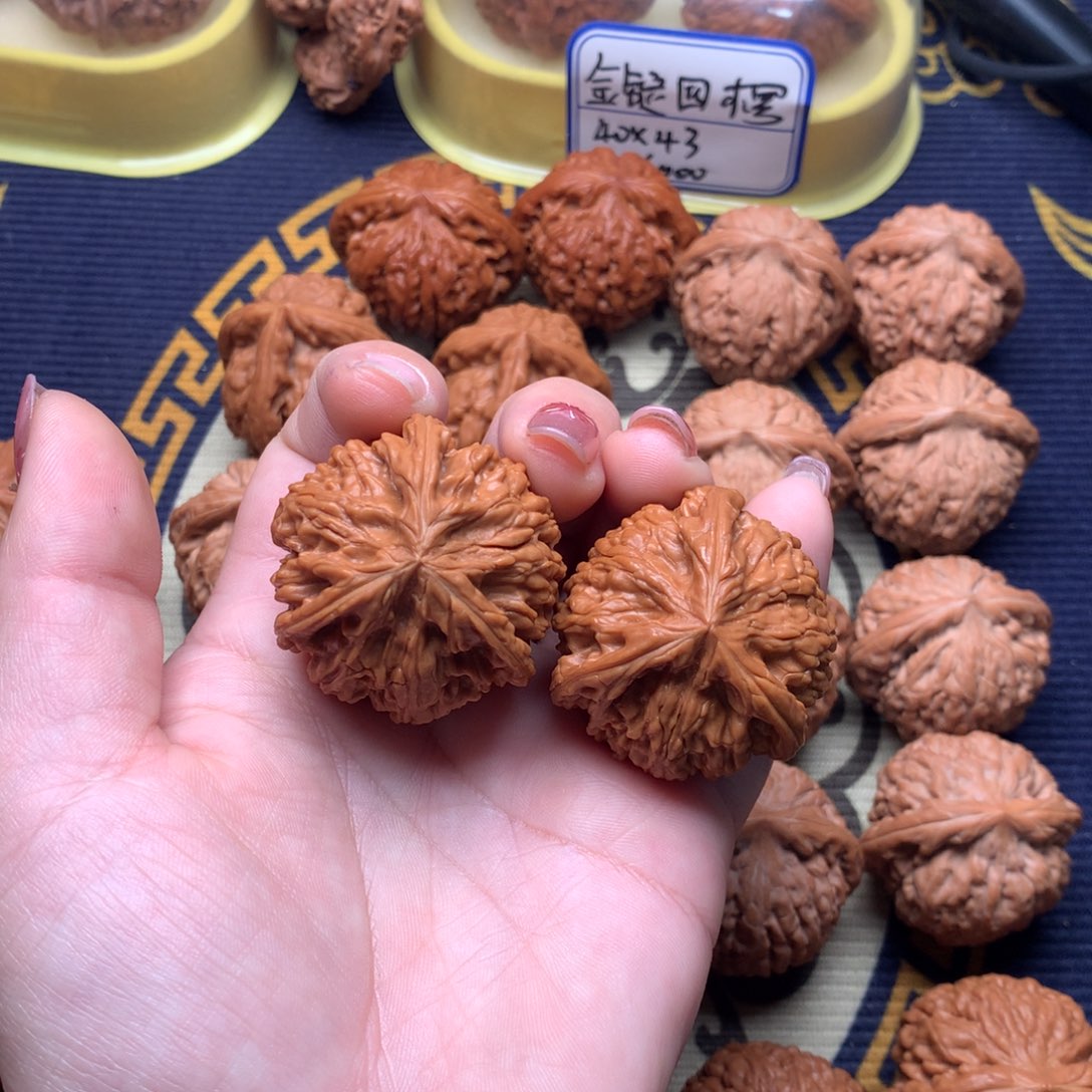 文玩核桃吊坠文山37.8