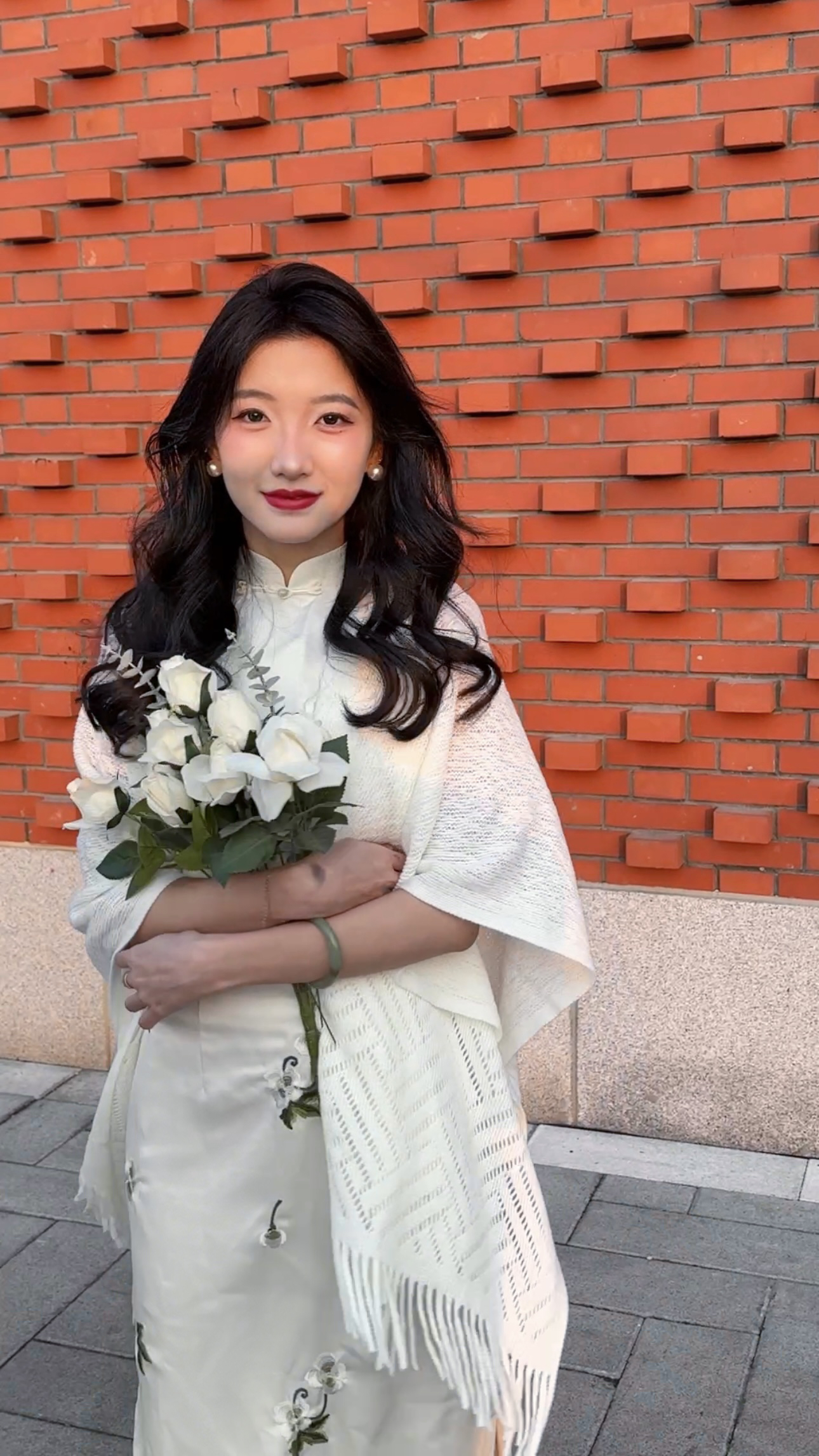 新中式简约白月光旗袍披肩针织