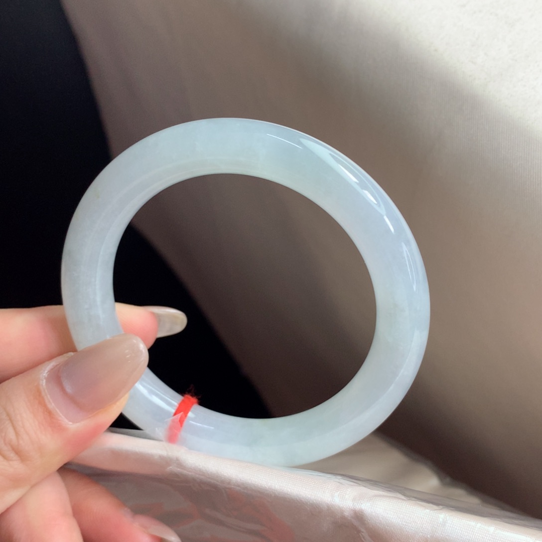 翡翠手镯未镶嵌（16号）圆条