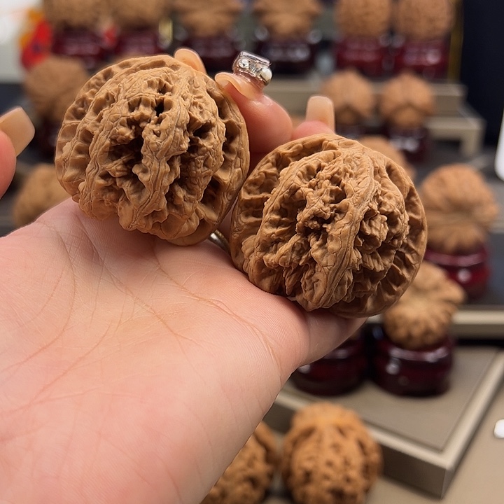 文玩核桃把件44 大 粗筋 p-013