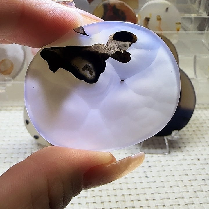 玛瑙/玉髓未镶嵌珠宝奇石