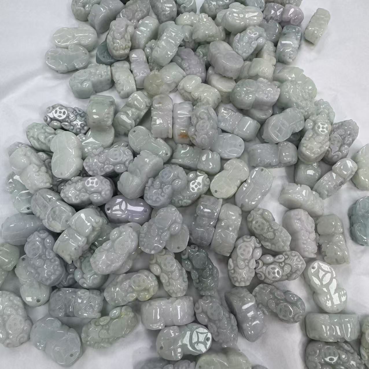 天然a货翡翠貔貅吊坠-c045—多样性发一件