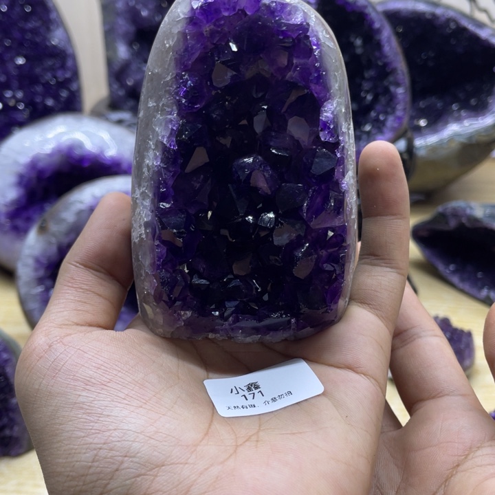 未镶嵌大型摆件（非配饰）紫晶